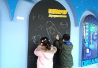 二七区幸福路小学南校区(佛岗小学)开展科技创作活动