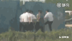 康桥地产悦榕园置业顾问10余人围殴郑州3名大学生 康桥地产悦榕园置业顾问10余人围殴郑州3名大学生